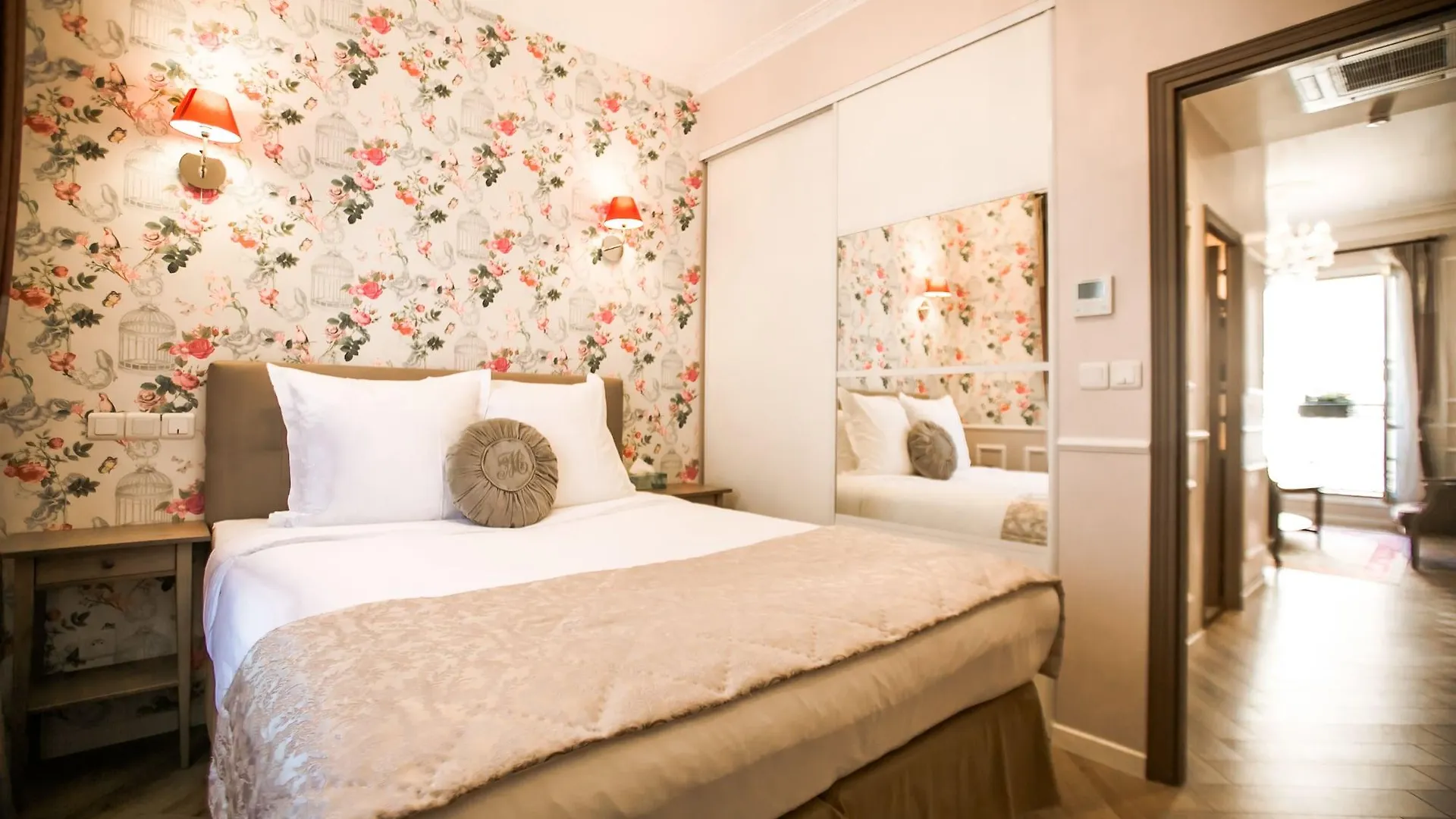 La Maison Gobert Paris Hotel Particulier Bed & Breakfast